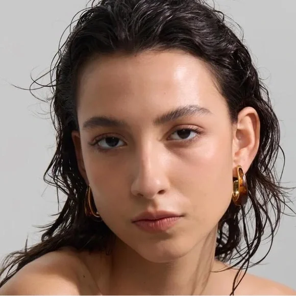 Amber Tortoiseshell Open Hoop Earrings - Picture 3 of 4